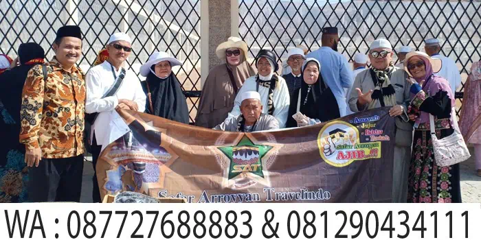 jamaah umroh safar arroyyan travelindo di jabal uhud madinah, city tour madinah safar