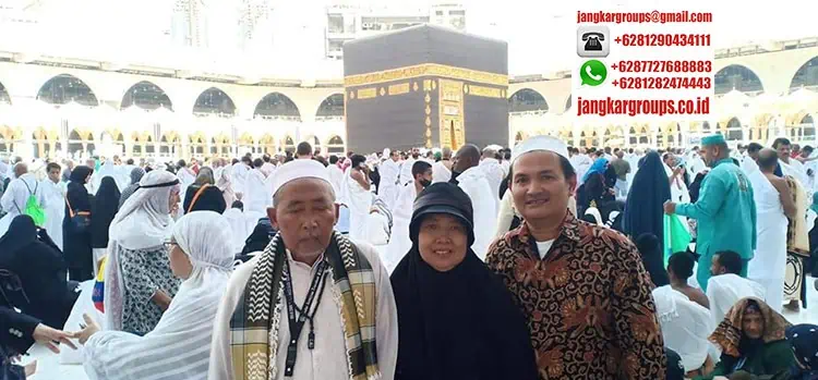 Umroh bersama kedua orang tua